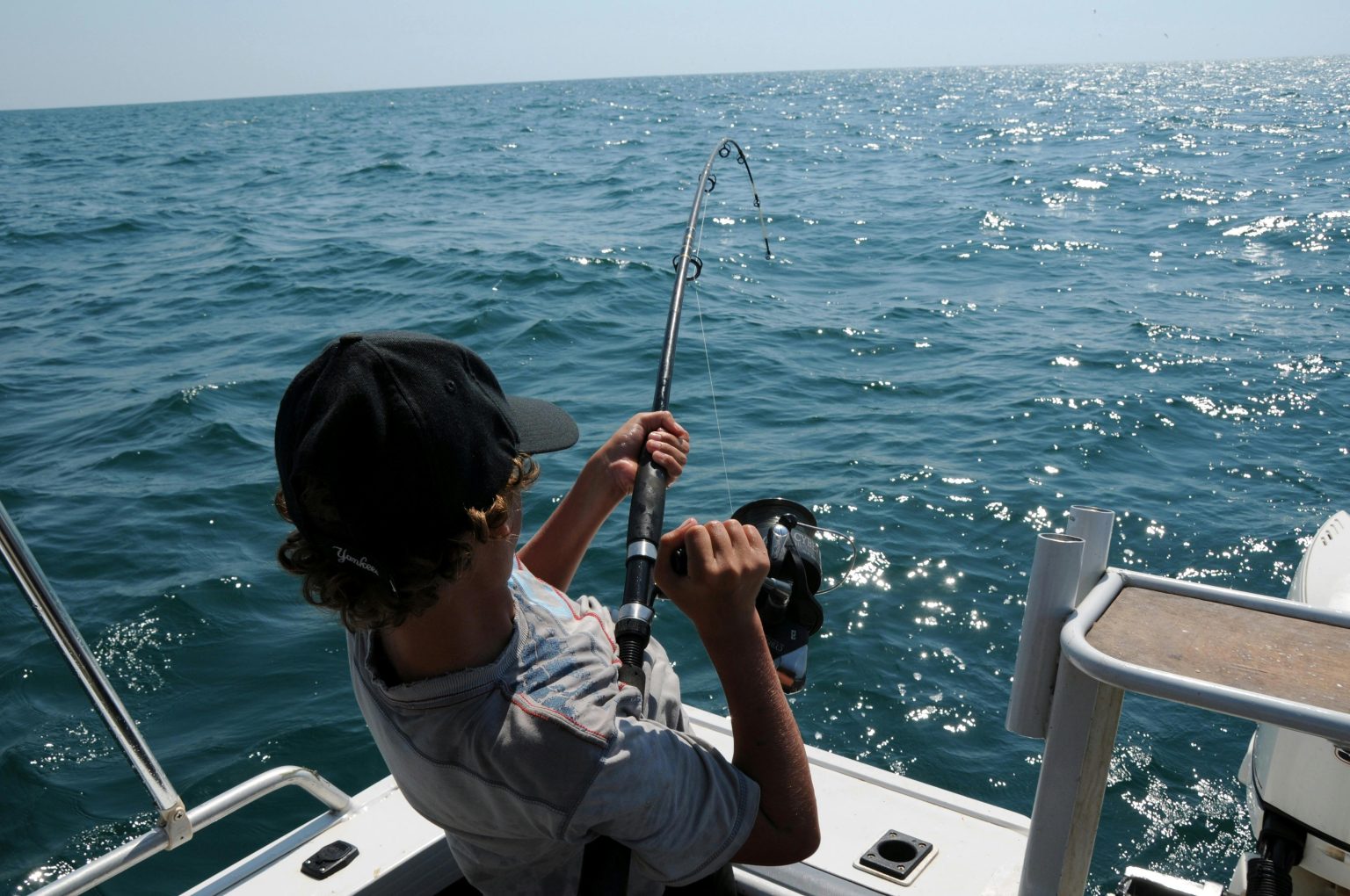 Explore Dubai Waters with an Unforgettable Fishing Experience